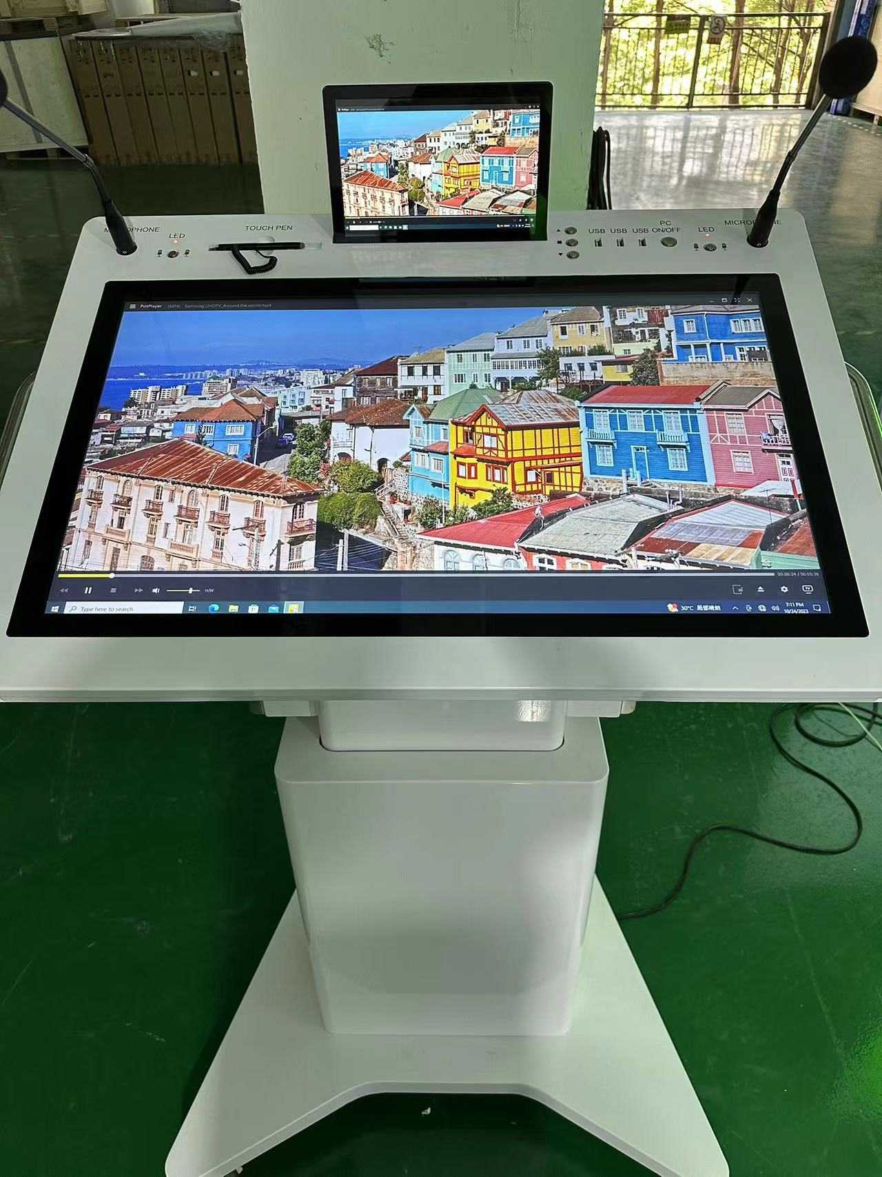 32 '' အပြန်အလှန်အကျိုးသက်ရောက်မှုရှိသော LCD Lectern Double Double Podium