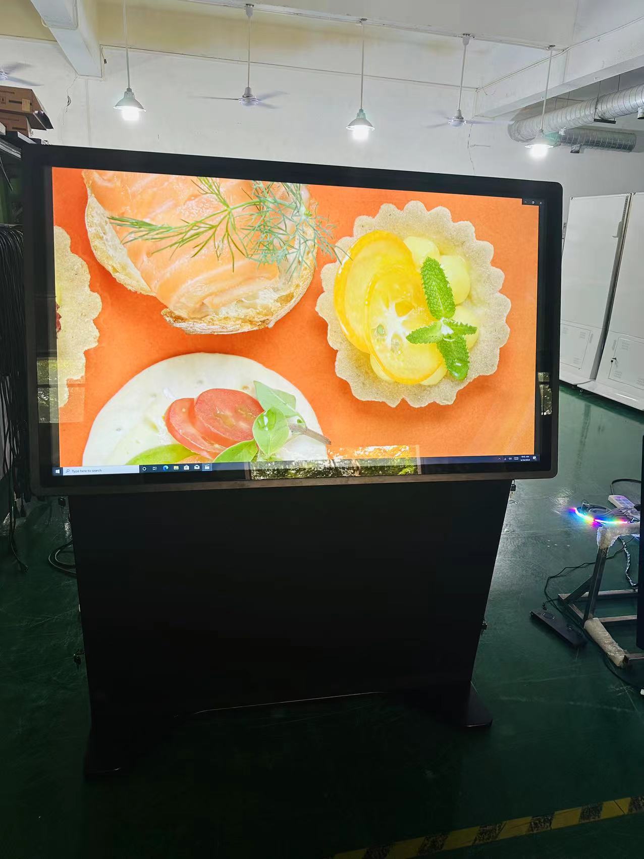 ၅၅လက်မ မတ်တပ်ရပ် ထိတွေ့မျက်နှာပြင် kiosk lcd Pcap မော်နီတာ i7 ကွန်ပျူတာ